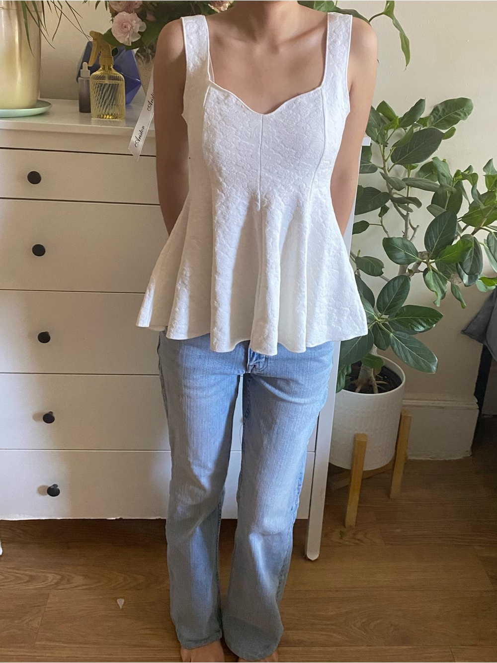 Zara White Textured Tank Top with Subtle Jacquard